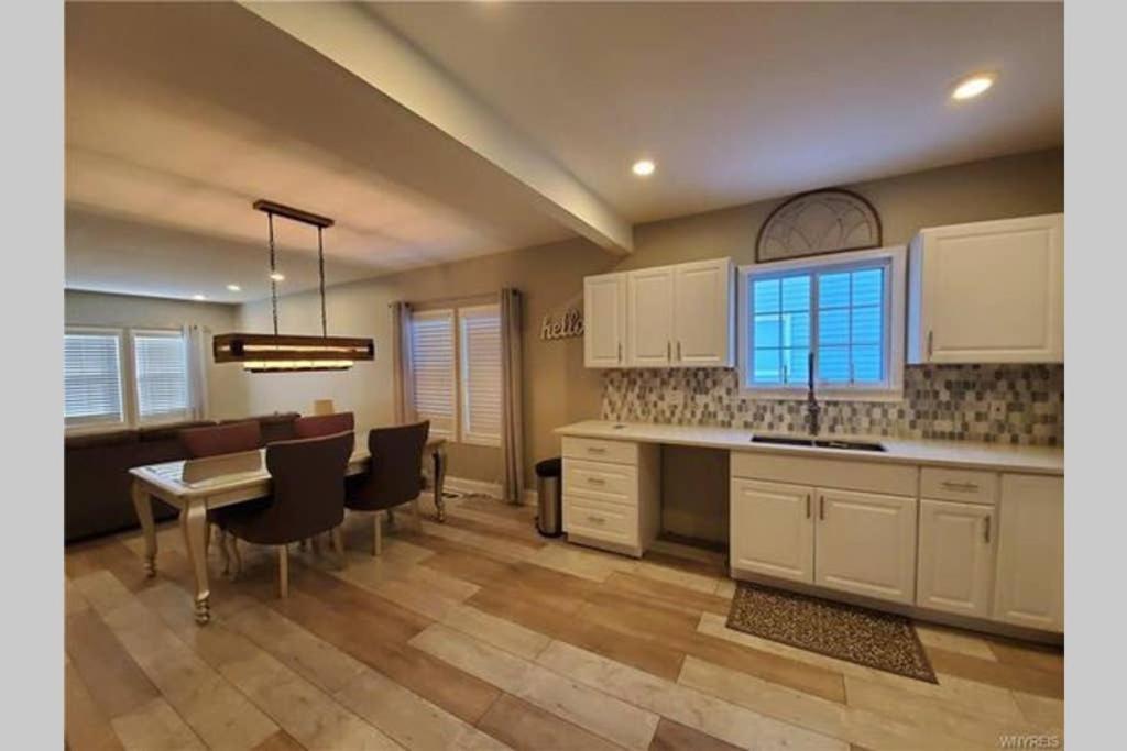 Luxury Private Home In The Heart Of Niagara Falls Esterno foto